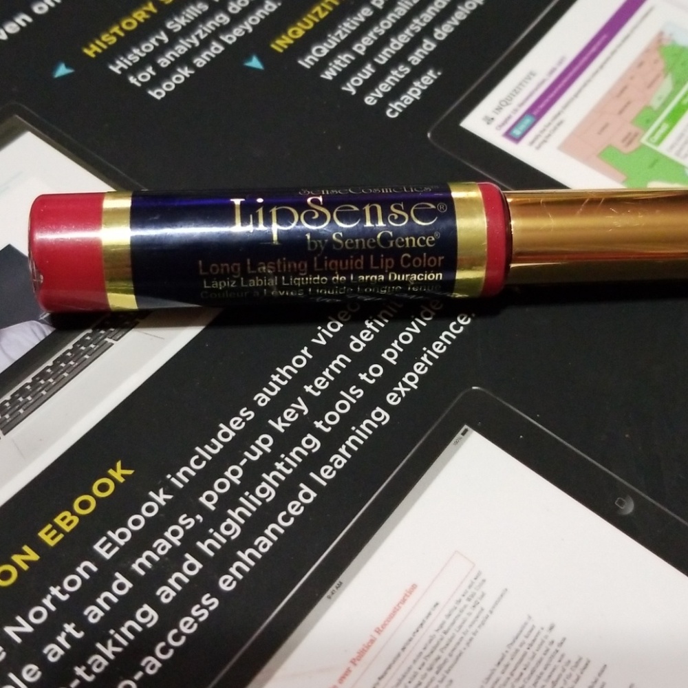 Lipsense
